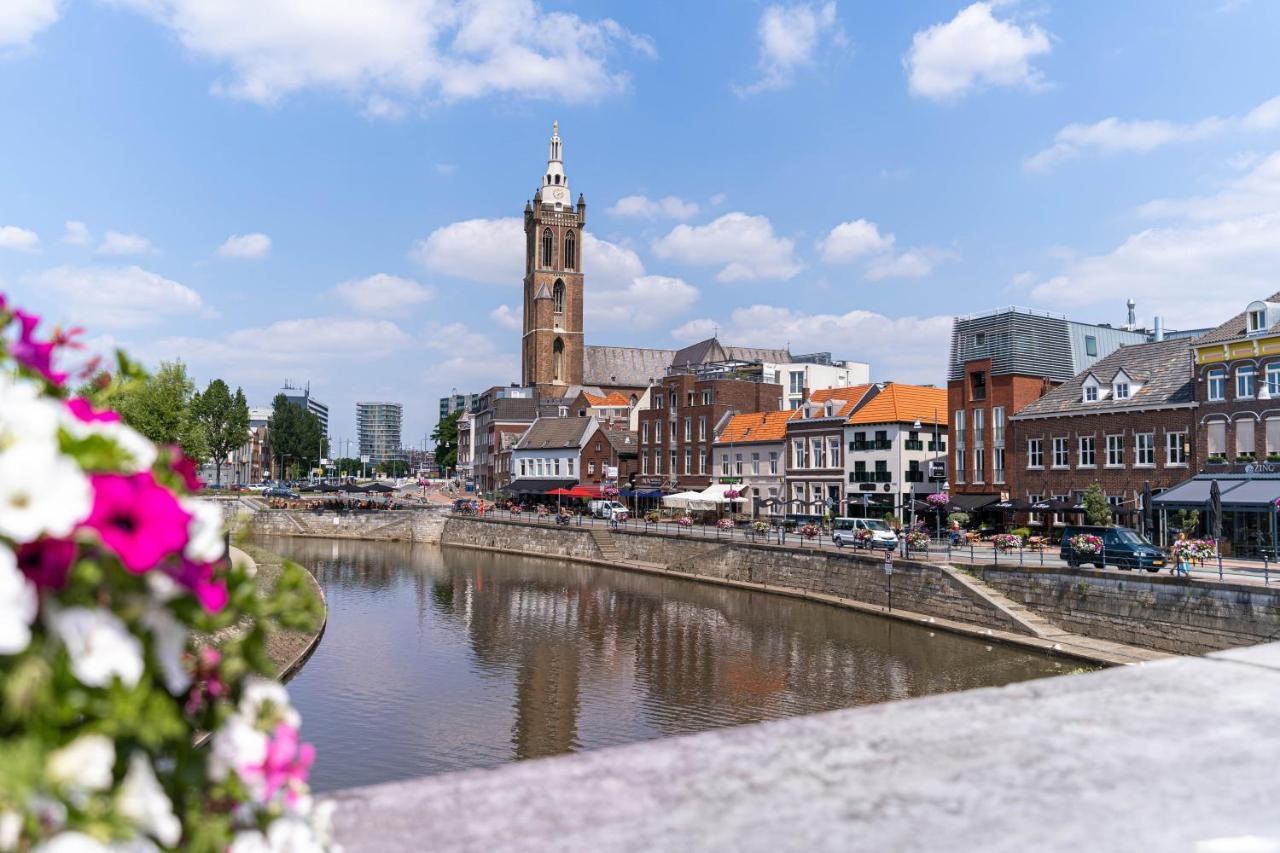 Het Arresthuis Hotel Roermond Exterior photo